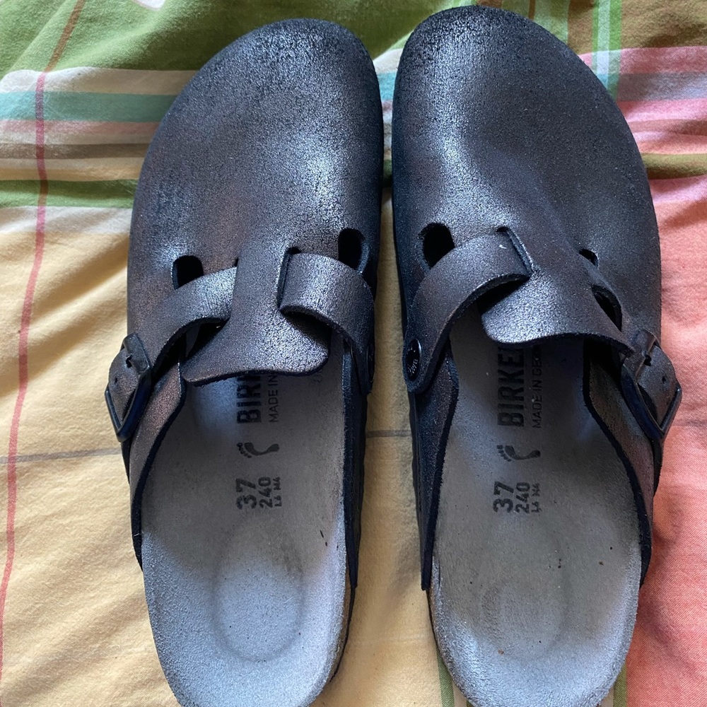 Birkenstock black metallic Boston shoe